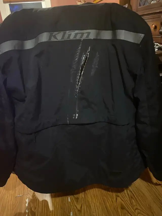 Klim Blade Gore-Tex Jacket(s) in Other in Saint John - Image 9