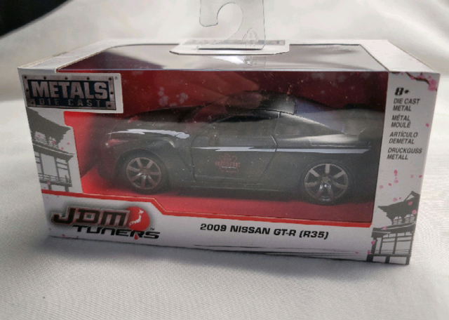 JADA JDM TUNERS 2009 NISSAN GTR (R35) 1/32 MINT in Arts & Collectibles in Mississauga / Peel Region - Image 4