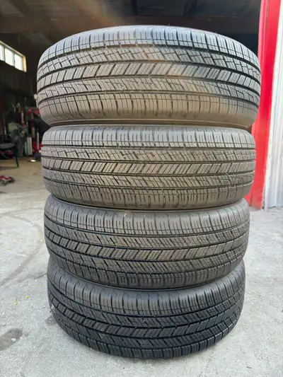 Kumho Solus 205/60R16 All Season Tires are in excellent condition. They are almost brand new tires....
