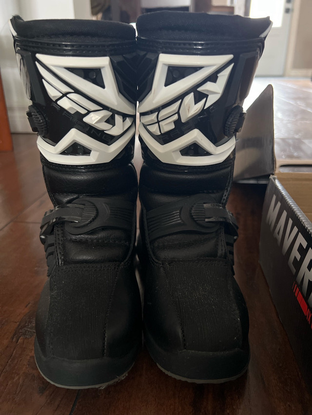 FLY Maverik MX Boots in Other in Guelph