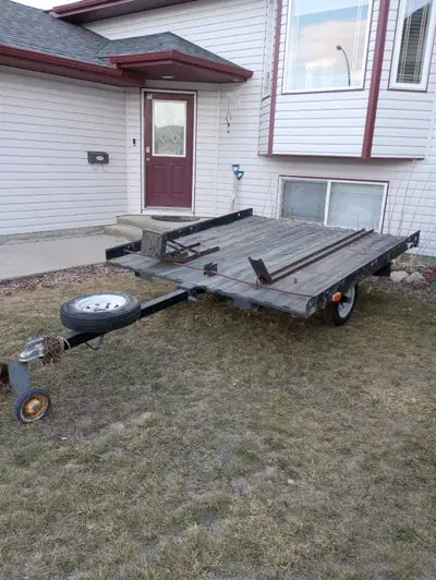 Selling tilt deck snowmobile or morotcycle trailer. Registered in Ontario, have the reg to sign over...
