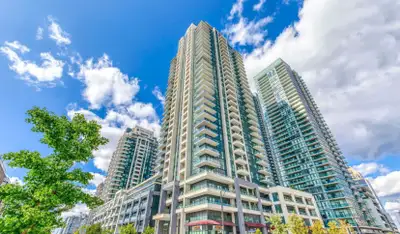 Downtown Mississauga 1 + den condo unit for rent