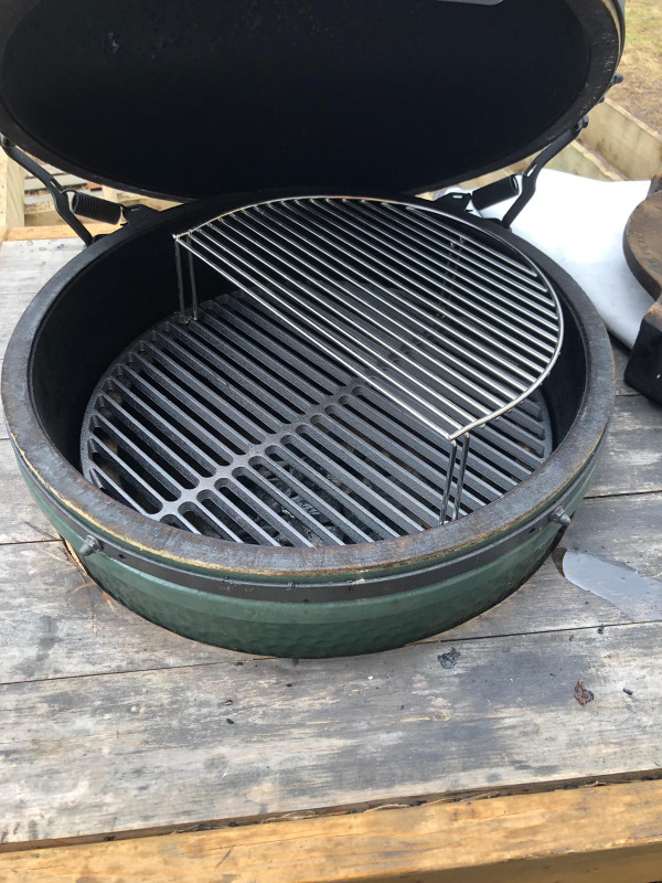 BBQ grill expander / Shelf dans BBQ et cuisine en plein air  à Ville de Montréal - Image 2