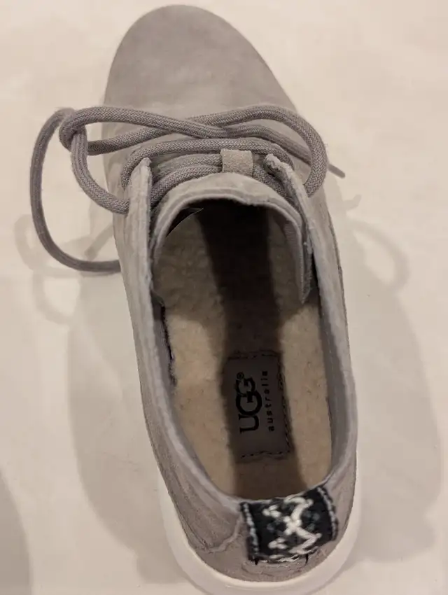 UGG Australia Men's Freamon Suede Chukka Boots Sealed Gray Size7 in Men's Shoes in Markham / York Region - Image 9