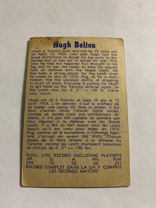 1957-58 Parkhurst Hockey Card#13 Hugh Bolton Toronto Maple Leafs dans Art et objets de collection  à Longueuil/Rive Sud - Image 2