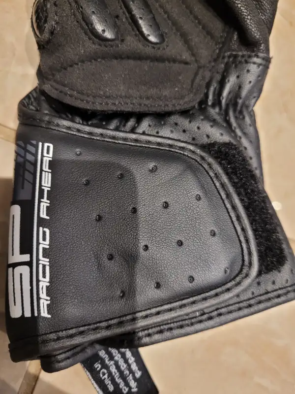 Motorcycle Street Bike Gloves .size XS in Other in Calgary - Image 4