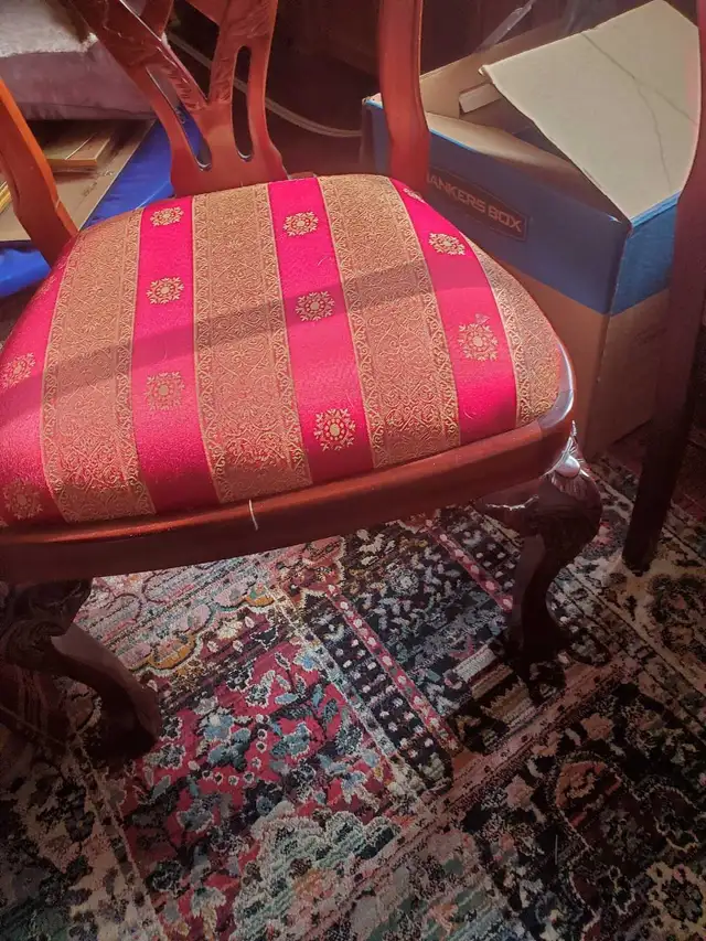Dining Chairs in Chairs & Recliners in Markham / York Region - Image 5