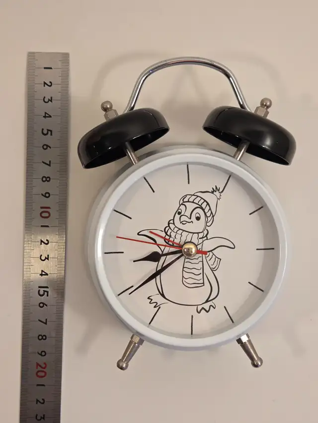 Brand New Penguin Twin Bell Alarm Clock – AA in Home Décor & Accents in City of Toronto - Image 7