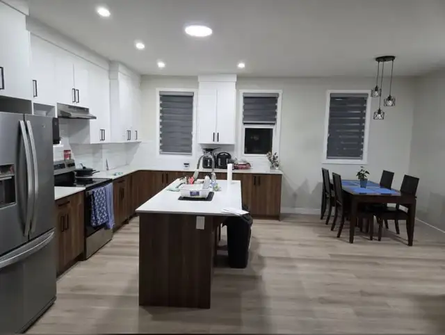 Ensuite Room For Rent- Townhome in Short Term Rentals in Calgary - Image 9