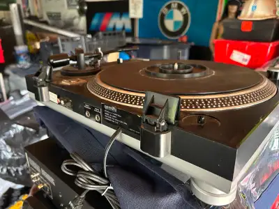 Vintage DJ. Gemini XL-BD40 a belt-drive manual turntable, View more