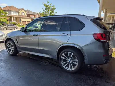 Selling my 2014 BMW M-Performance X5 with safety certificate, Car comes with 2 sets of original BMW...