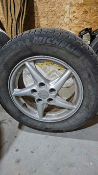 Michelin winter tyres 215/65 R16