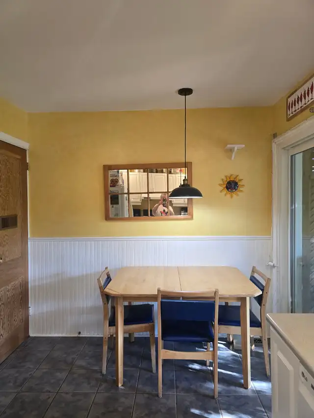 Private Furnished Room & Bath – Quiet Bayview/Eglinton Home in Room Rentals & Roommates in City of Toronto - Image 10