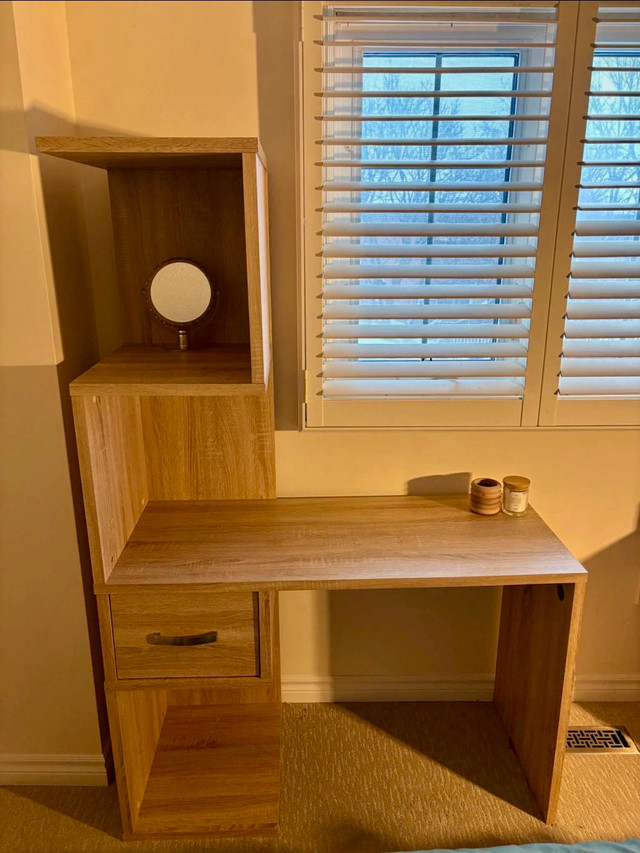 Bedroom set in Dressers & Wardrobes in Oshawa / Durham Region