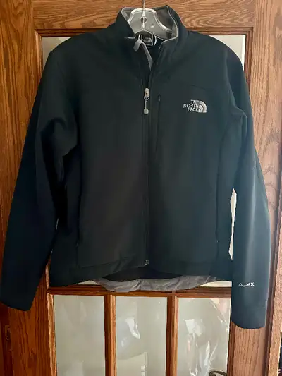 The North Face Ladies Apex Bionic Jacket (used once), View more