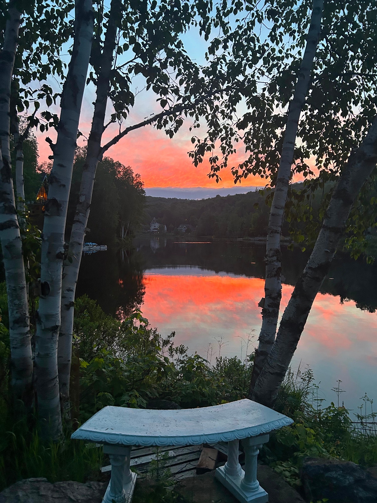 Belle maison de campagne rénovée au bord du lac des chutes — photo 1