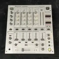 Pioneer DJ DJM-600 4 Channel Effects Mixer W/ Case- $449