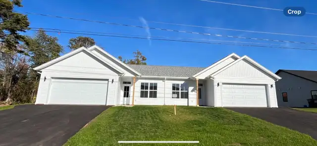 3 Bedrooms and 2 Baths house in Long Term Rentals in Charlottetown - Image 16