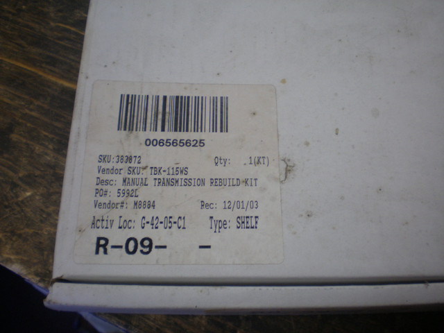 SAGINAW 3 & 4 SPEED REBUILD KIT in Transmission & Drivetrain in Leamington