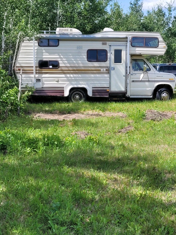 1983 Ford Econoline camper van Travel Trailers & Campers Winnipeg Kijiji