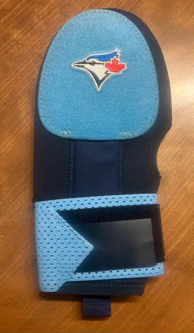 Blue Jays Sliding Mitt - Limited Edition, View more