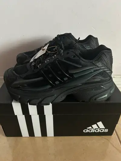 adidas Virginia Adistar Jellyfish Triple Black Size 6.5, View more