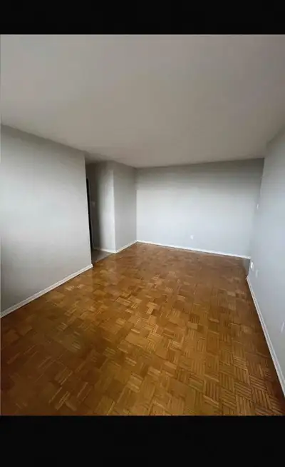 1 bedroom room available in sharing
