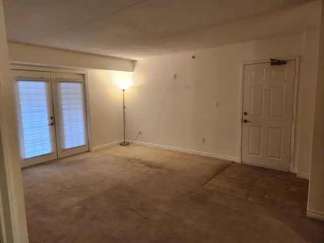 **** MILTON CONDO FOR RENT **** AVAIL. IMMED. in Long Term Rentals in Mississauga / Peel Region - Image 3