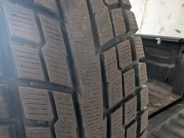 265 70R/17 YOKOHAMA WINTER TIRES in Tires & Rims in City of Toronto - Image 8