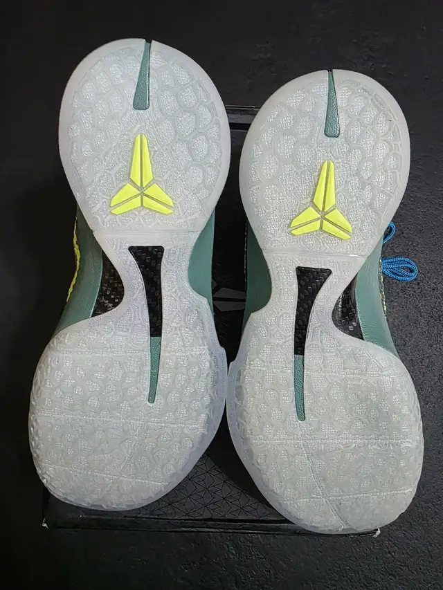 Kobe 6 Prelude in Men's Shoes in Mississauga / Peel Region - Image 7