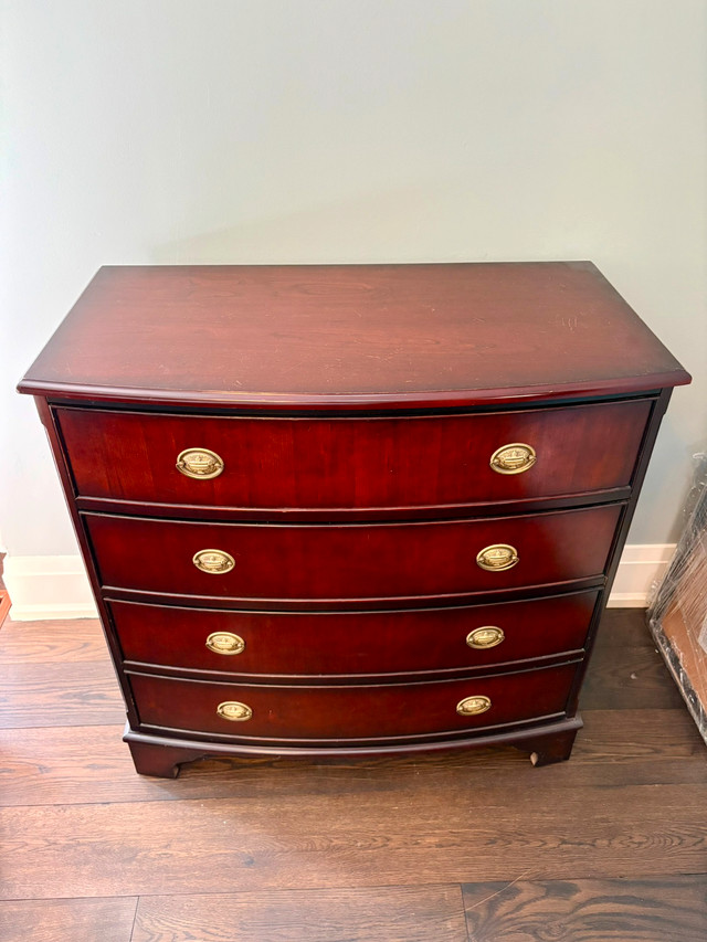 Bombay Bedroom Dresser with Drawers in Dressers & Wardrobes in Markham / York Region