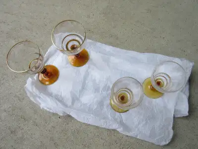 4 sherry glasses- New, never used, Asking $10 Please contact Irene at 289-337-6261 or at irene@delta...