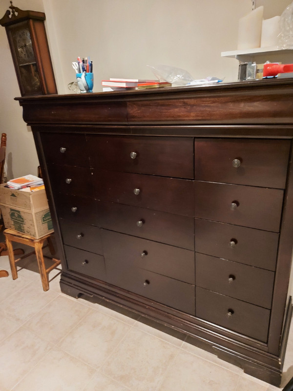 Meuble de rangement en bois massif, 17 tiroirs Commodes et armoires