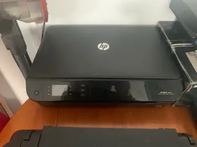 Imprimantes HP et Canon + laptops HP, View more