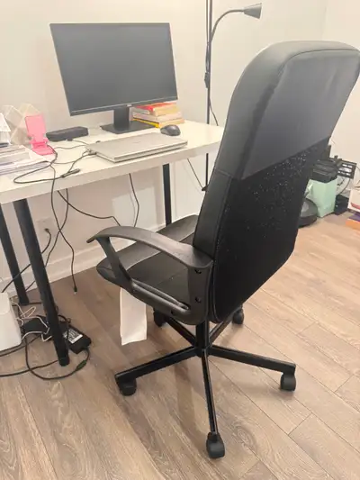Selling office desk & ergonomic chair (Can be sold separately), View more