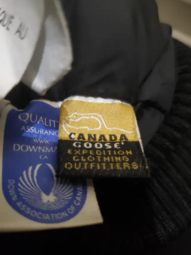 Canada Goose Grey Men's jacket in Men's in City of Toronto - Image 8