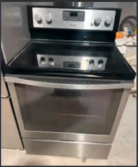 Whirlpool stainless stove mint condition delivery available