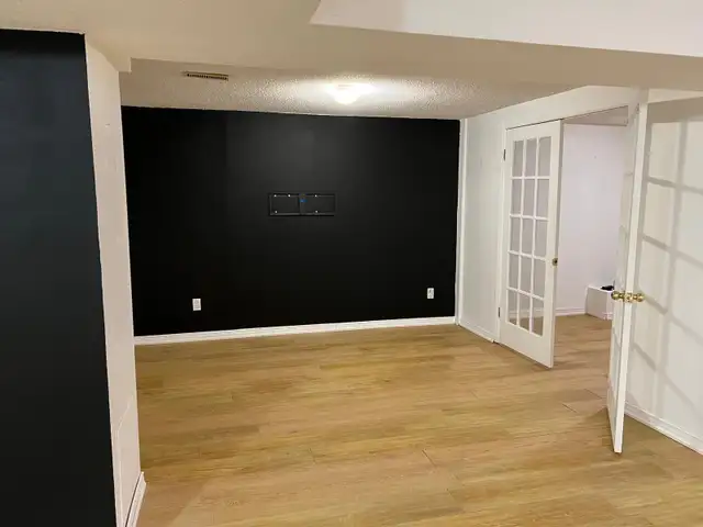 walkout basement apartment for rent in Long Term Rentals in Oshawa / Durham Region - Image 3