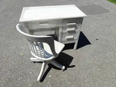 Kid's Desk and Chair, View more