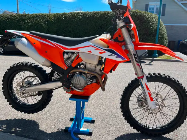 Moto KTM 350 EXC F 2023 in Dirt Bikes & Motocross in Laval / North Shore - Image 8