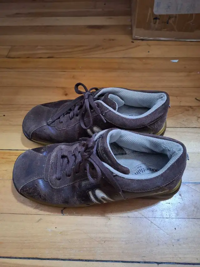 Sketchers women shoes/souliers in Women's - Shoes in City of Montréal - Image 2