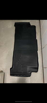Husky floor mat