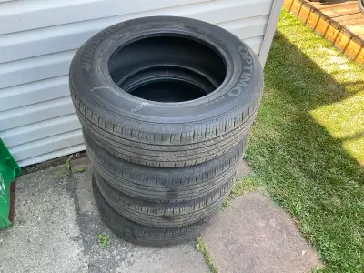 4 Pneus été Hankook Optimo 195/65R/15 laisserais pour seulement 125.00 $ payable argent comptant seu...