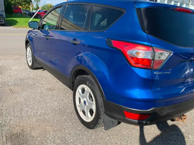 2017 Ford escape no accident578311201804134402