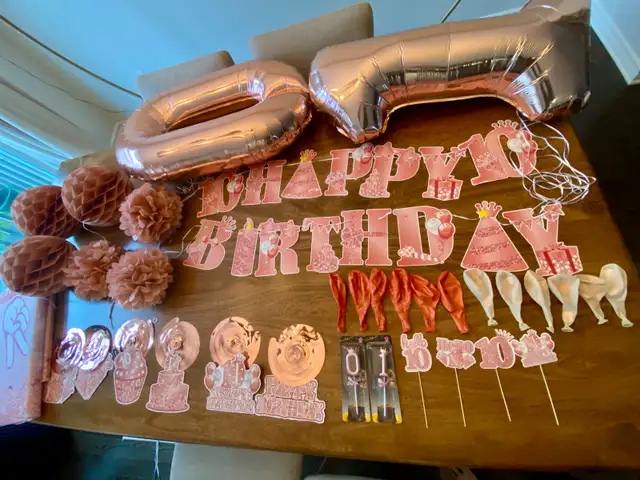 10th Birthday Decorations Party Set and Candles in Holiday, Event & Seasonal in Ottawa - Image 9