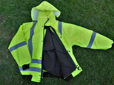 3- in- 1 WINTER & RAIN/REVERSIBLE HI-VIS JACKET, View more