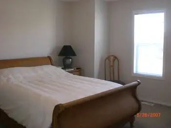 Easily Located 3 Bedrooms Family Town Home in PANORAMA Hills NW in Long Term Rentals in Calgary - Image 5