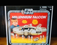 VINTAGE 2012 KENNER MILLENNIUM FALCON  A LEGENDARY SHIP