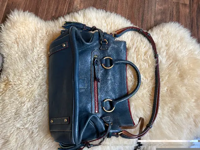 Dooney & Bourke blue leather bag in Women's - Bags & Wallets in Barrie - Image 3