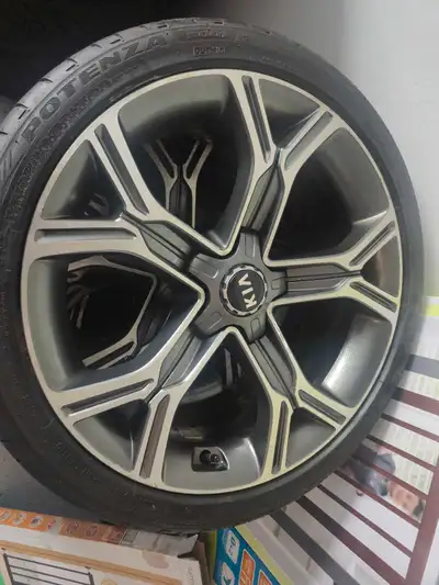 Selling a Kia Stinger OEM rim with a 255/35R19 92Y tire. This used rim is in ok condition and ready...
